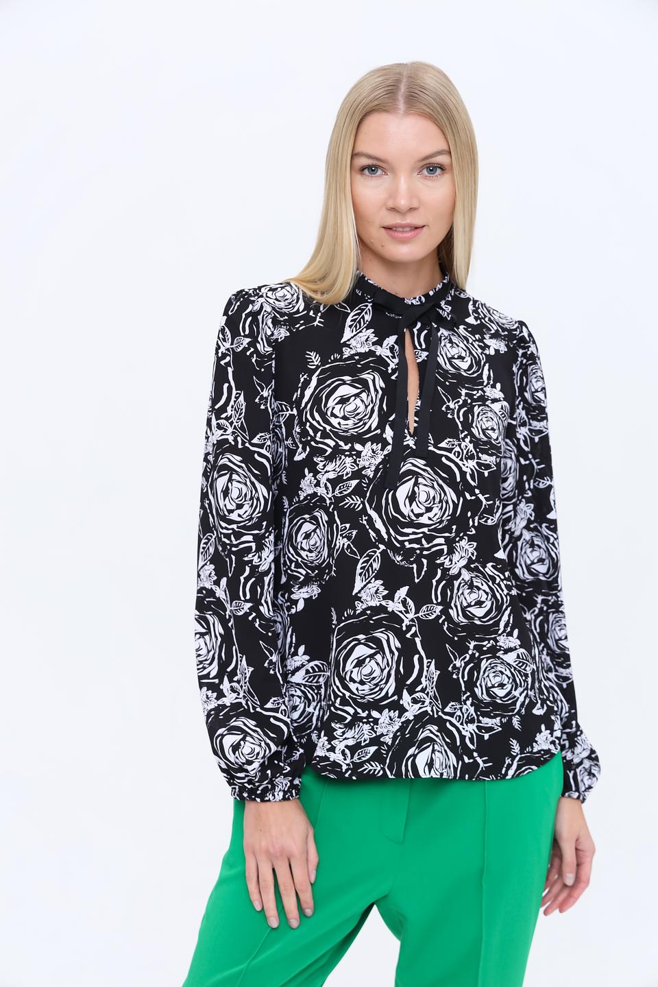 Блуза Marc Cain с розами чёрный