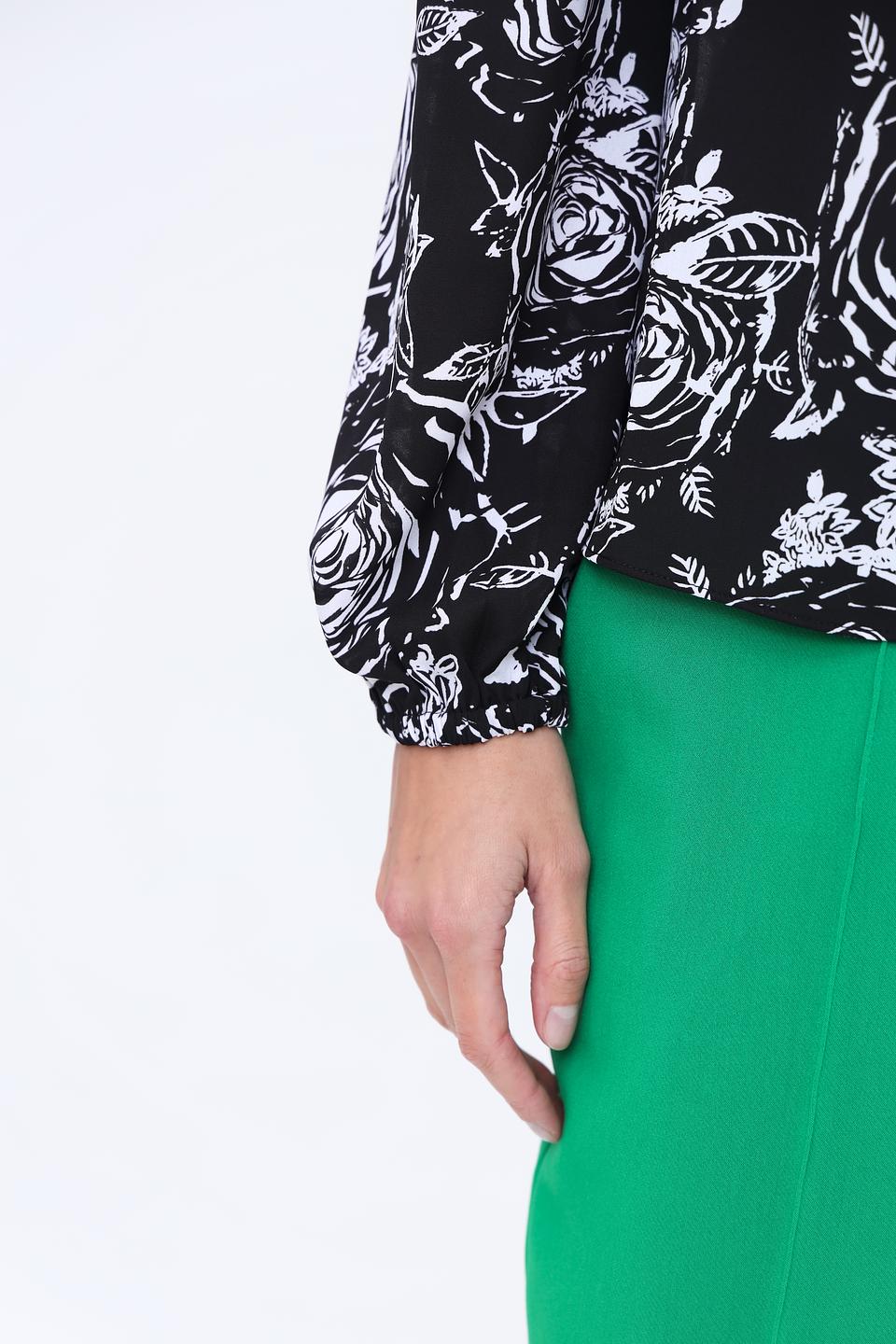 Блуза Marc Cain с розами чёрный