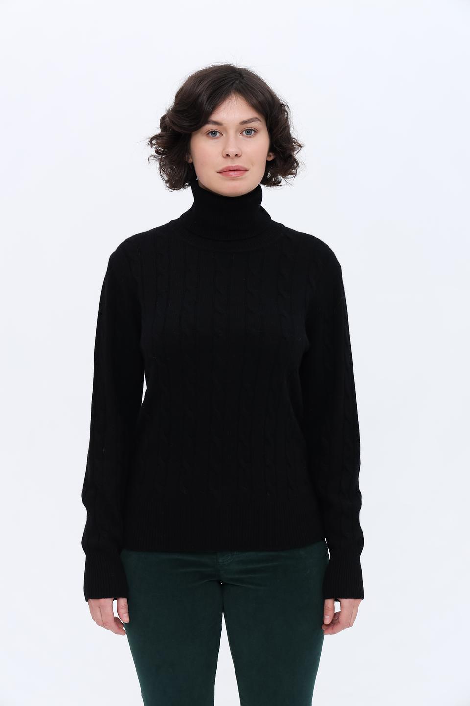 Водолазка Shade чёрная с косами