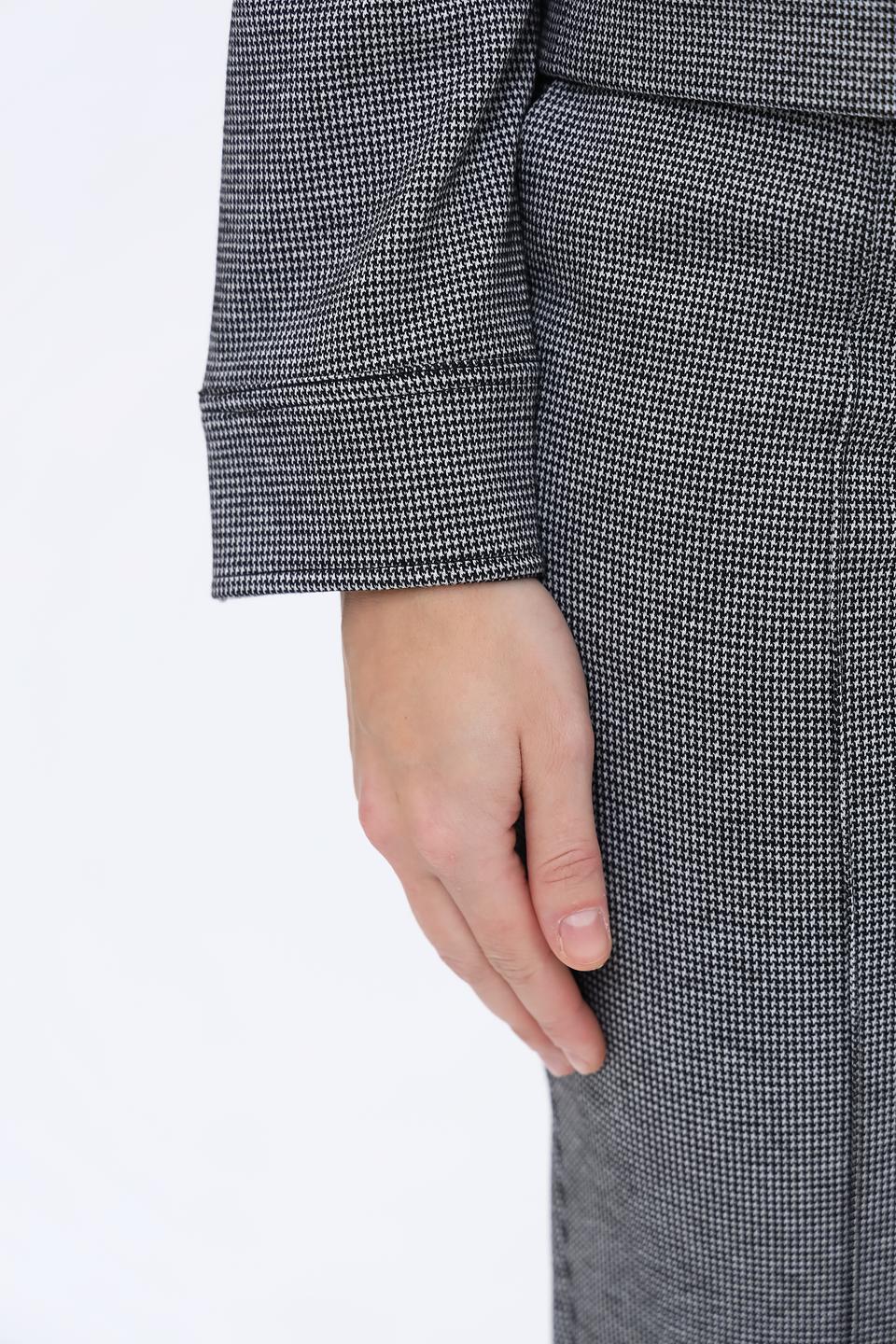 Жакет Olsen в клетку серый