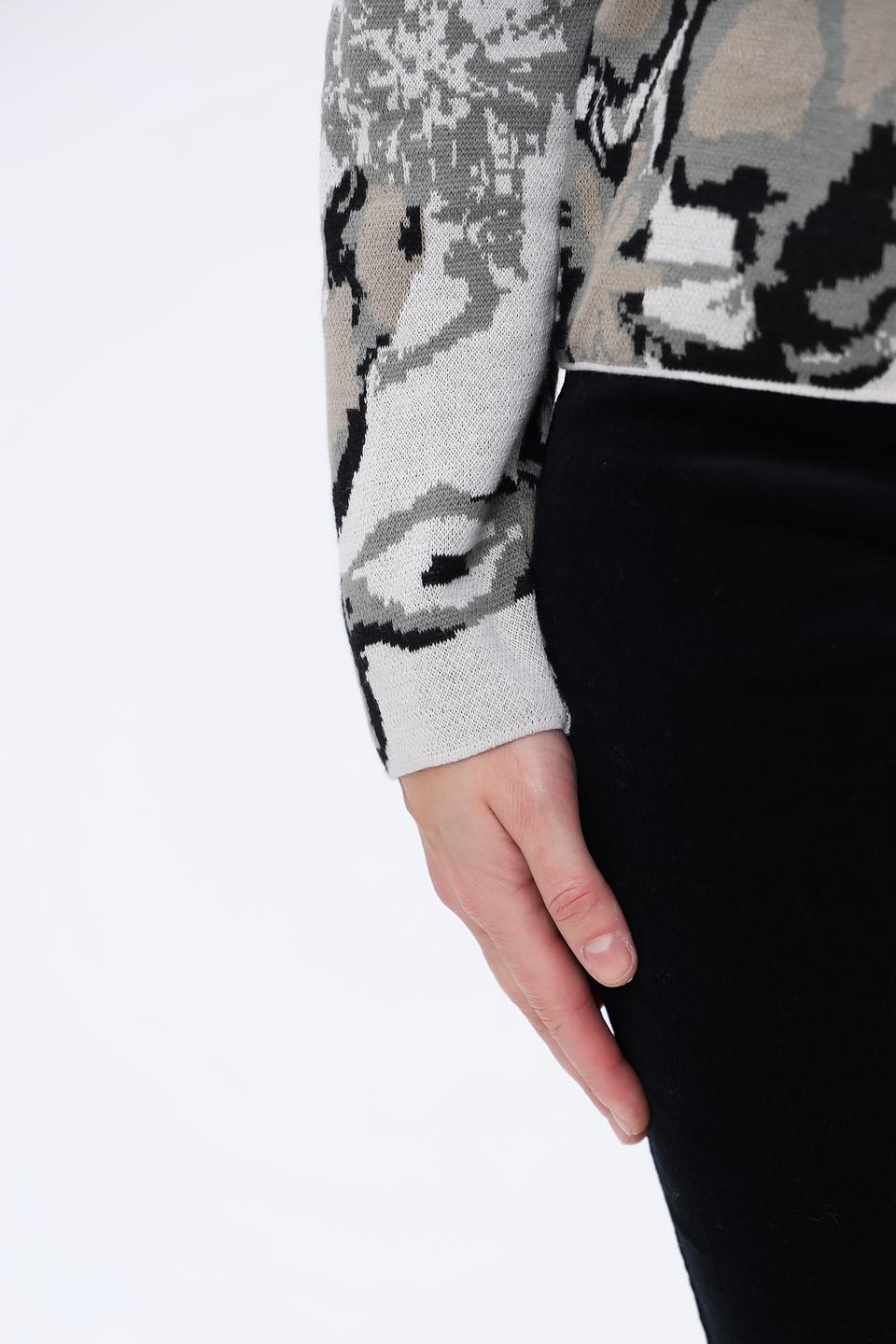 Пуловер Monari с цветочным принтом