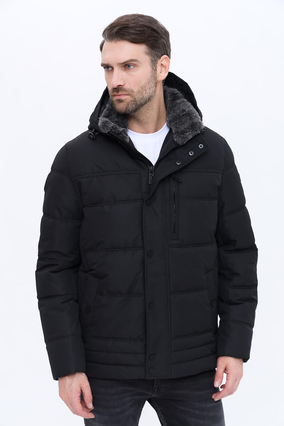 Куртка Red Point чёрная с мехом