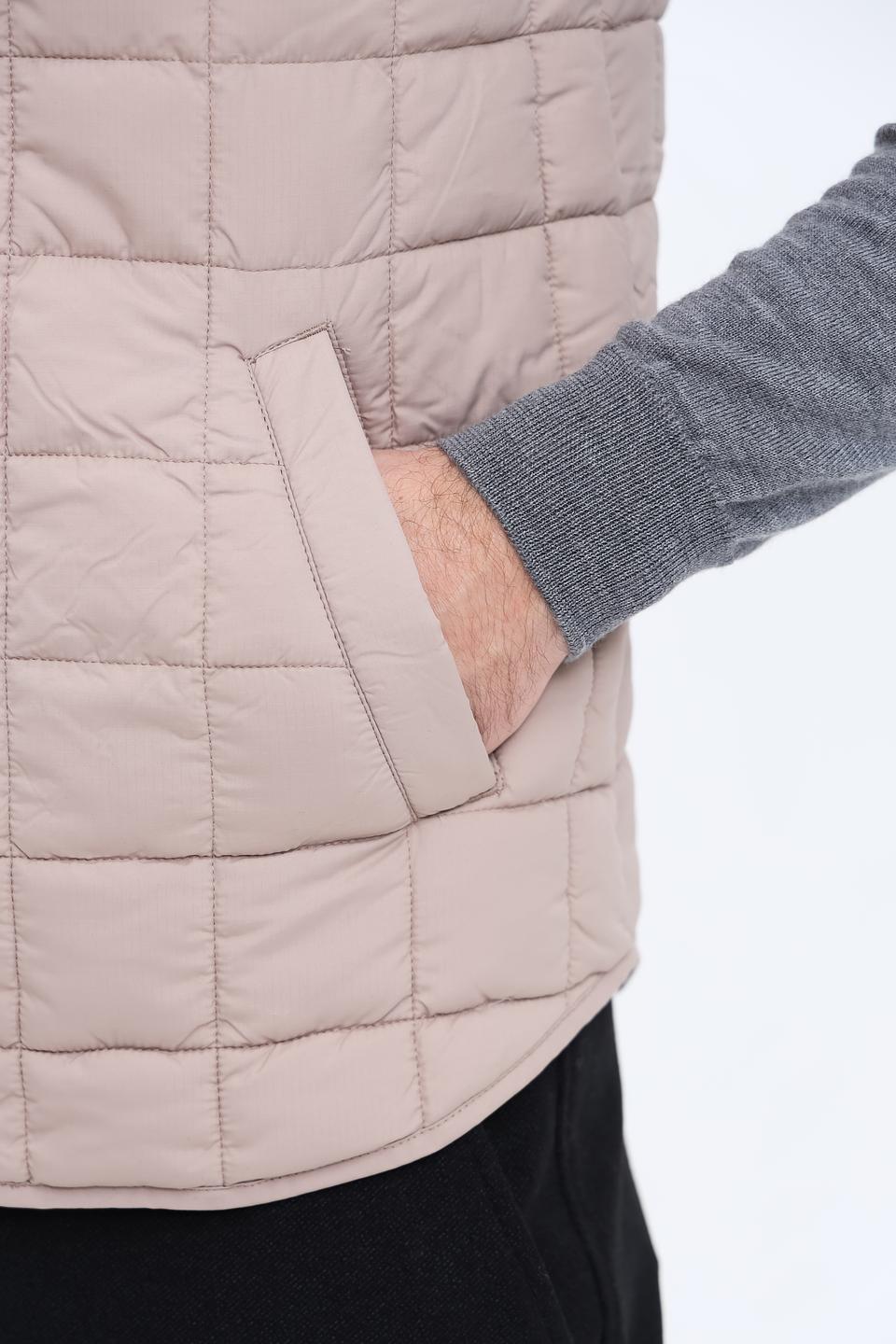 Жилет Alcott стеганый бежевый