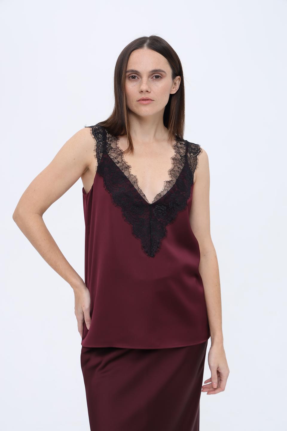 Топ Boss Black с кружевом бордовый