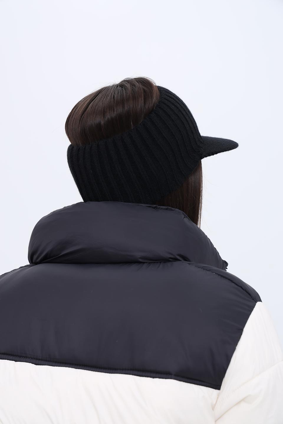 Кепка Adel с козырьком чёрная