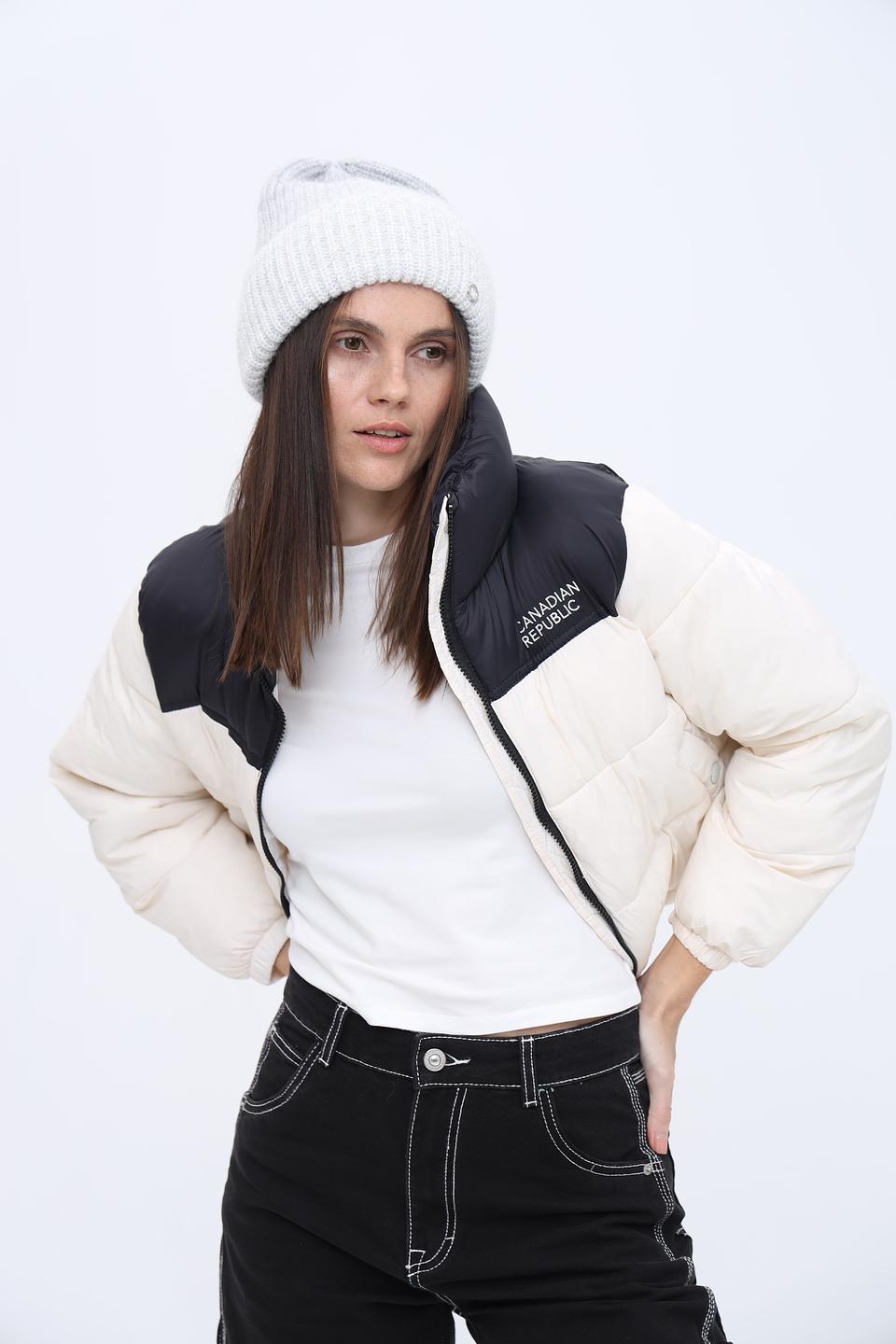 Шапка Marhatter вязаная белая