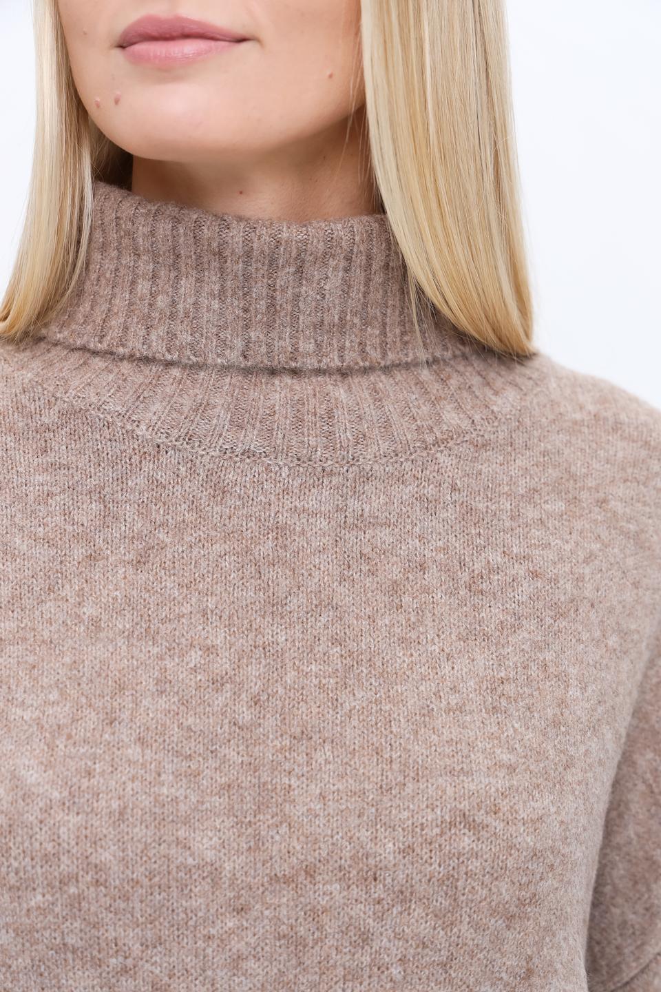 Пуловер Broadway с горлом бежевый