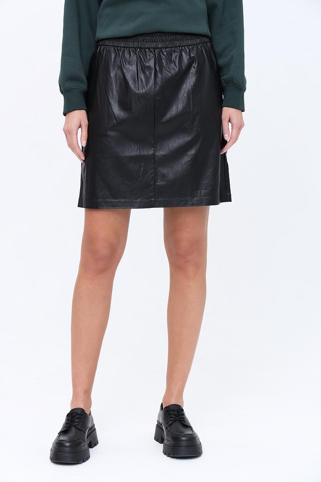 Юбка Oui из экокожи чёрная