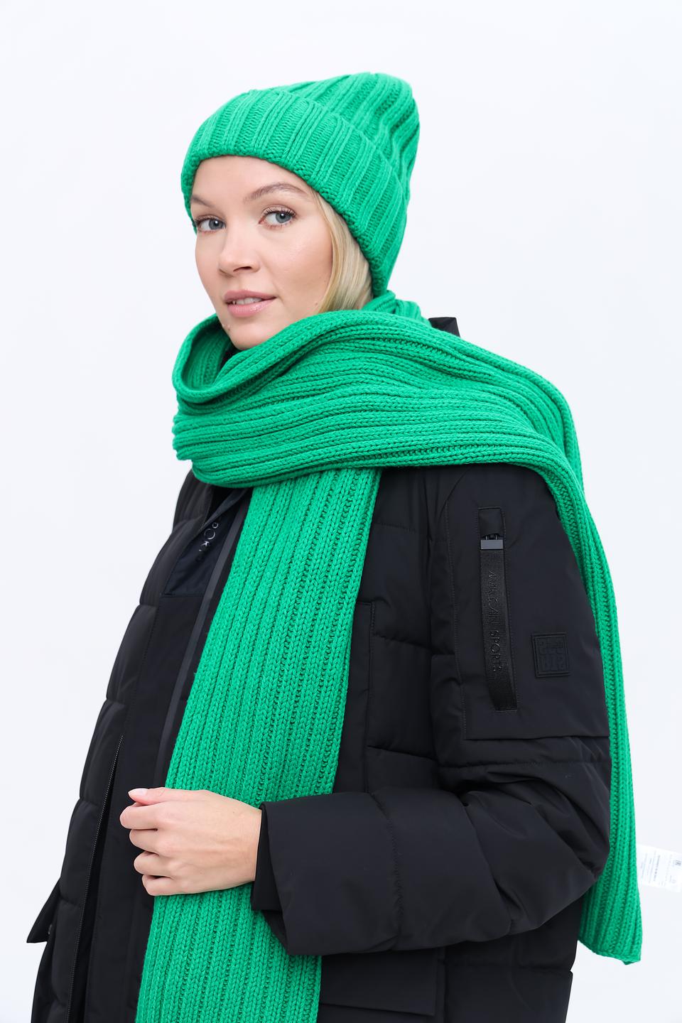 Шарф Oui зелёный вязаный