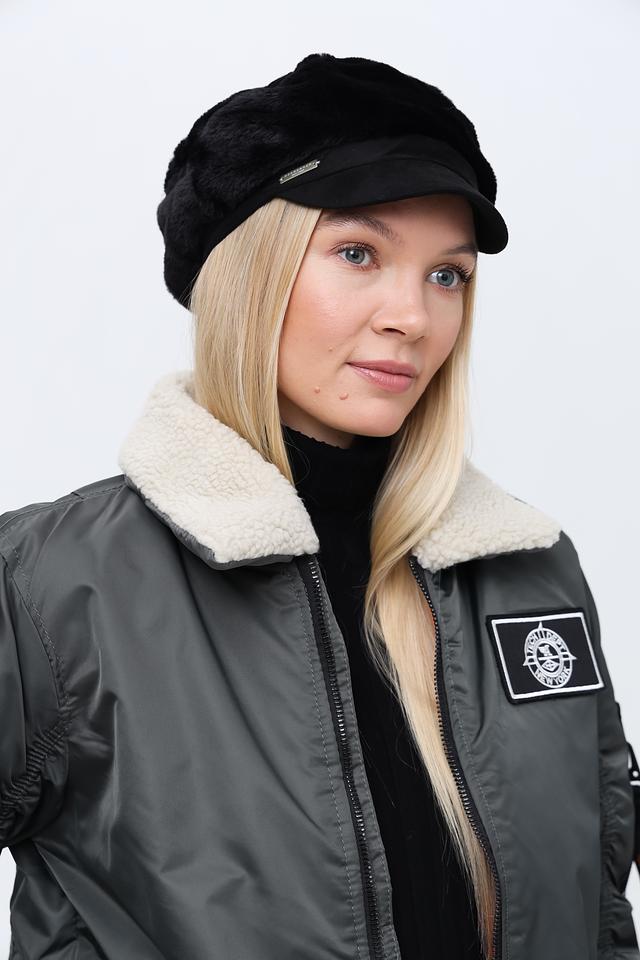 Кепка Seeberger чёрная с мехом