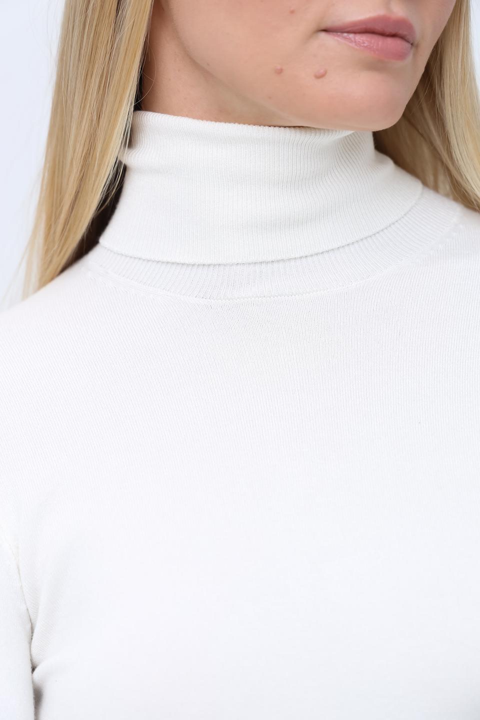 Водолазка Alcott с пуговицами