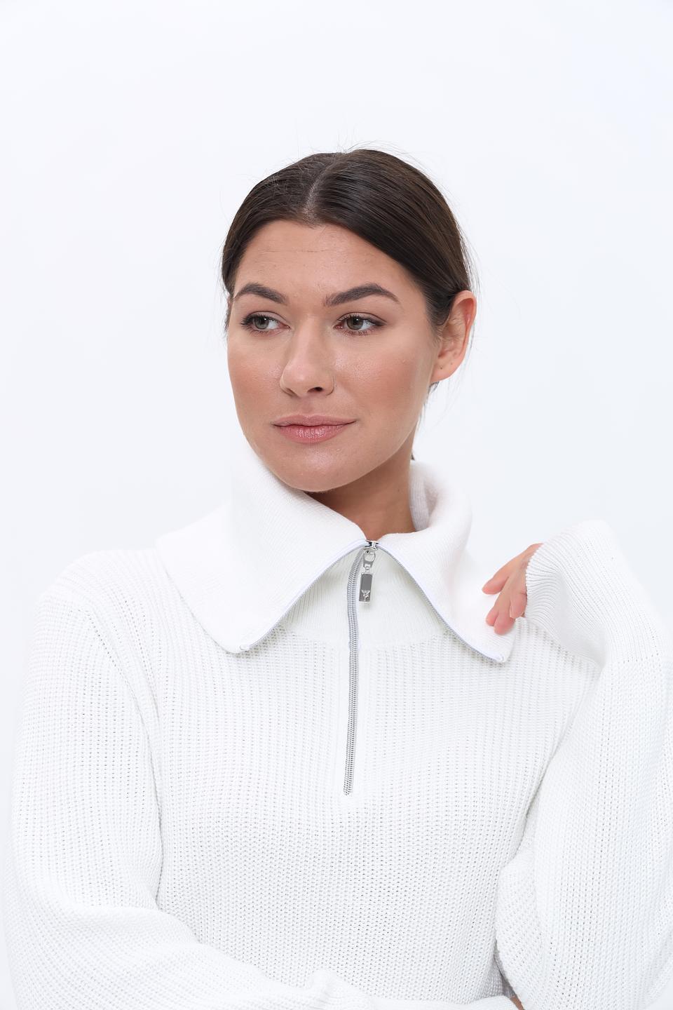 Пуловер Monari с воротником