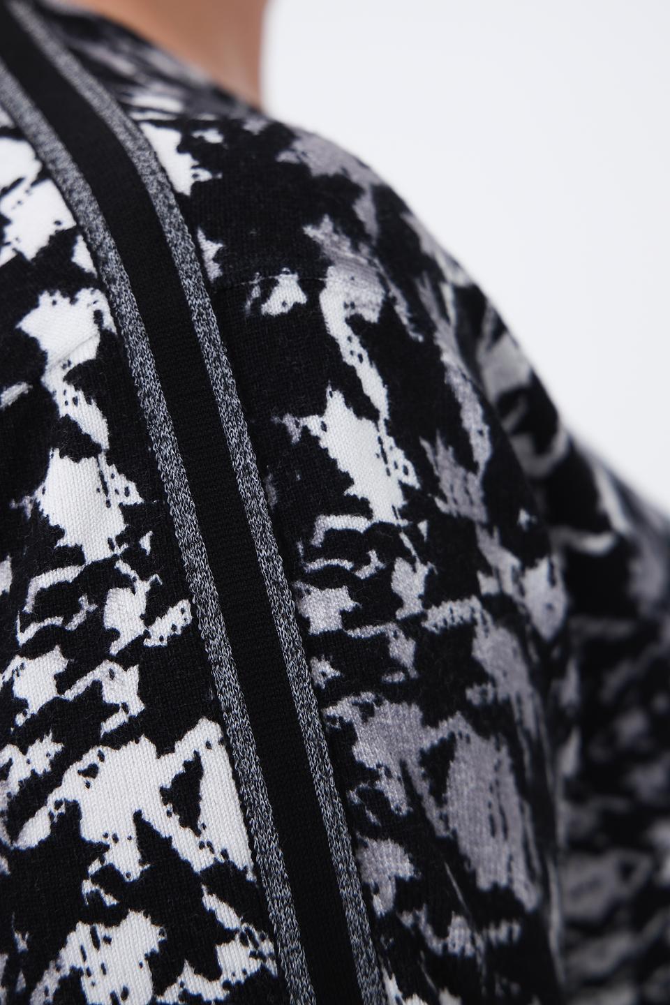 Пуловер Barbara Lebek с принтом