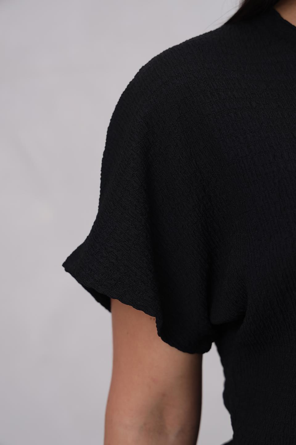 Футболка Broadway чёрная с рукавом-фонариком