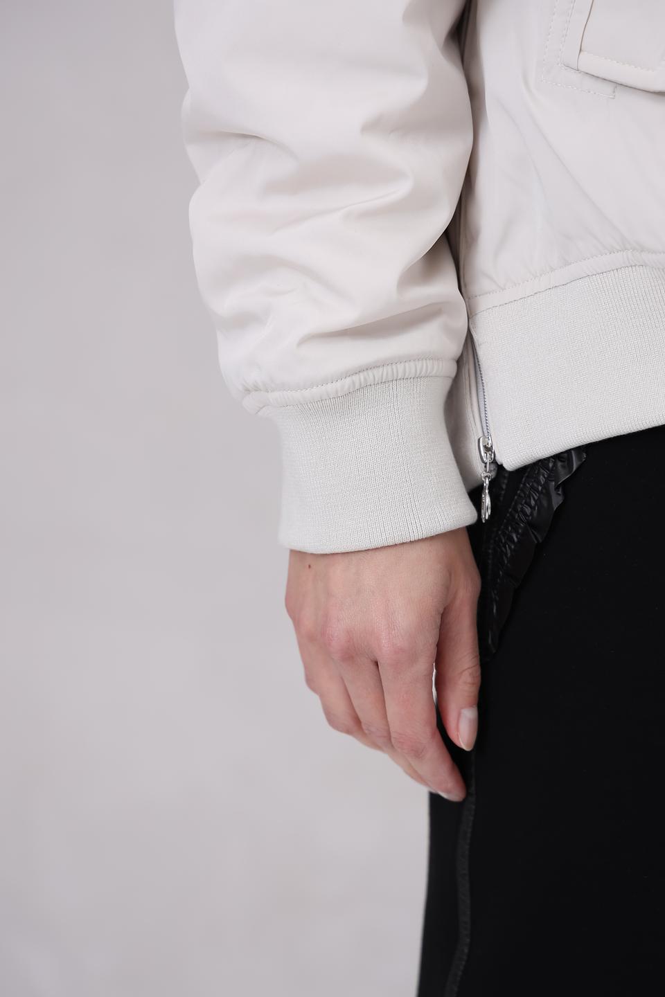 Куртка-бомбер Frieda and Freddies бежевая