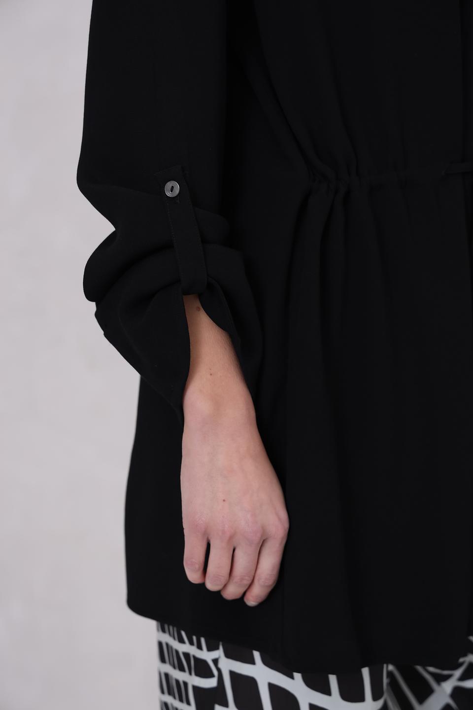 Блуза Margittes чёрная с завязкой