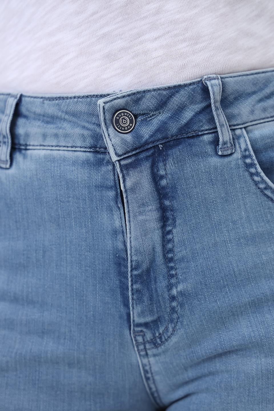 Джинсы Bugatti клеш голубой