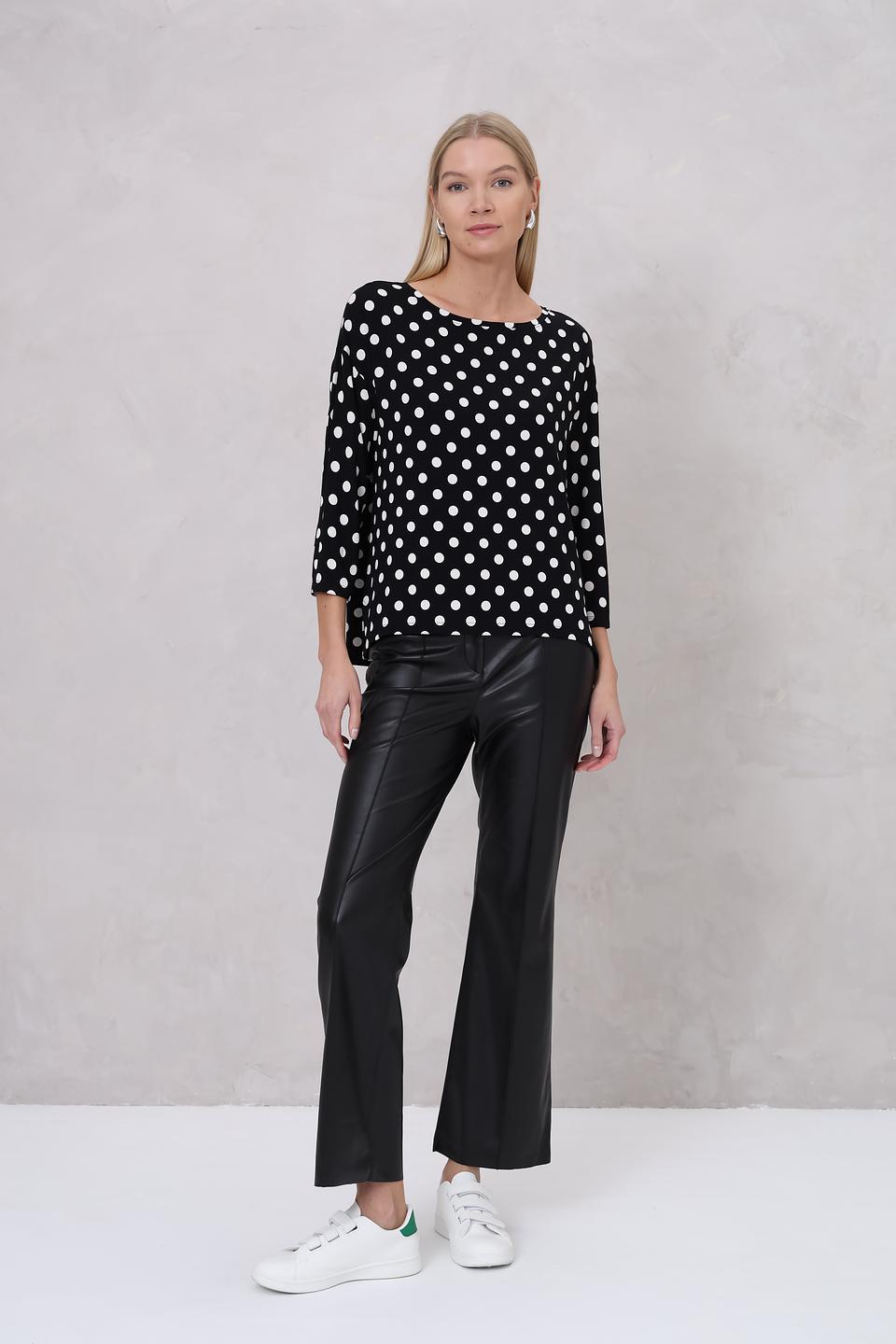 Лонгслив Monari в горошек чёрный