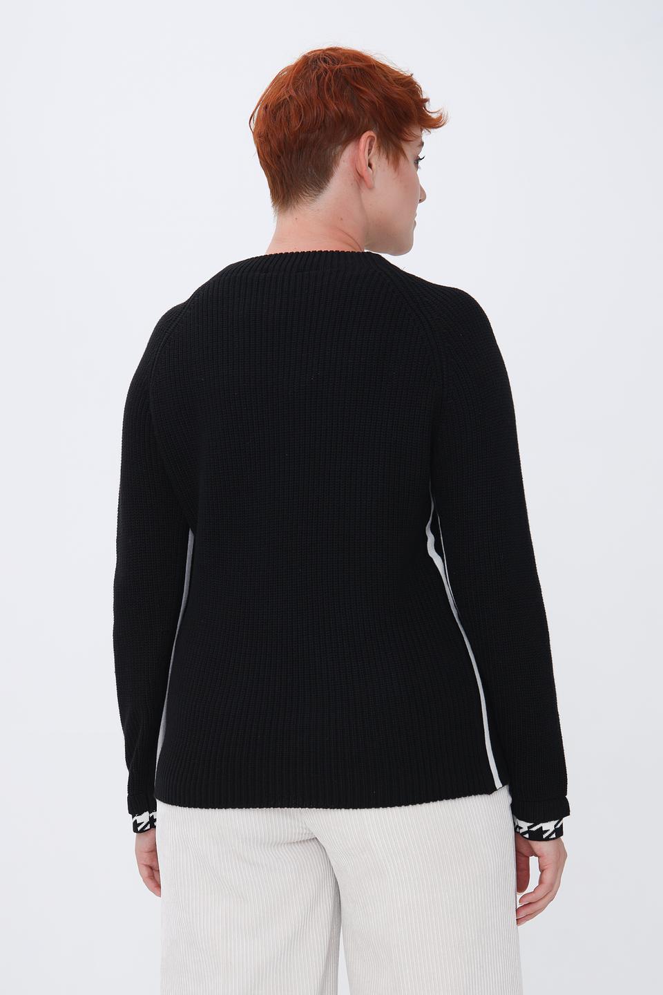 Пуловер Lebek с полосками