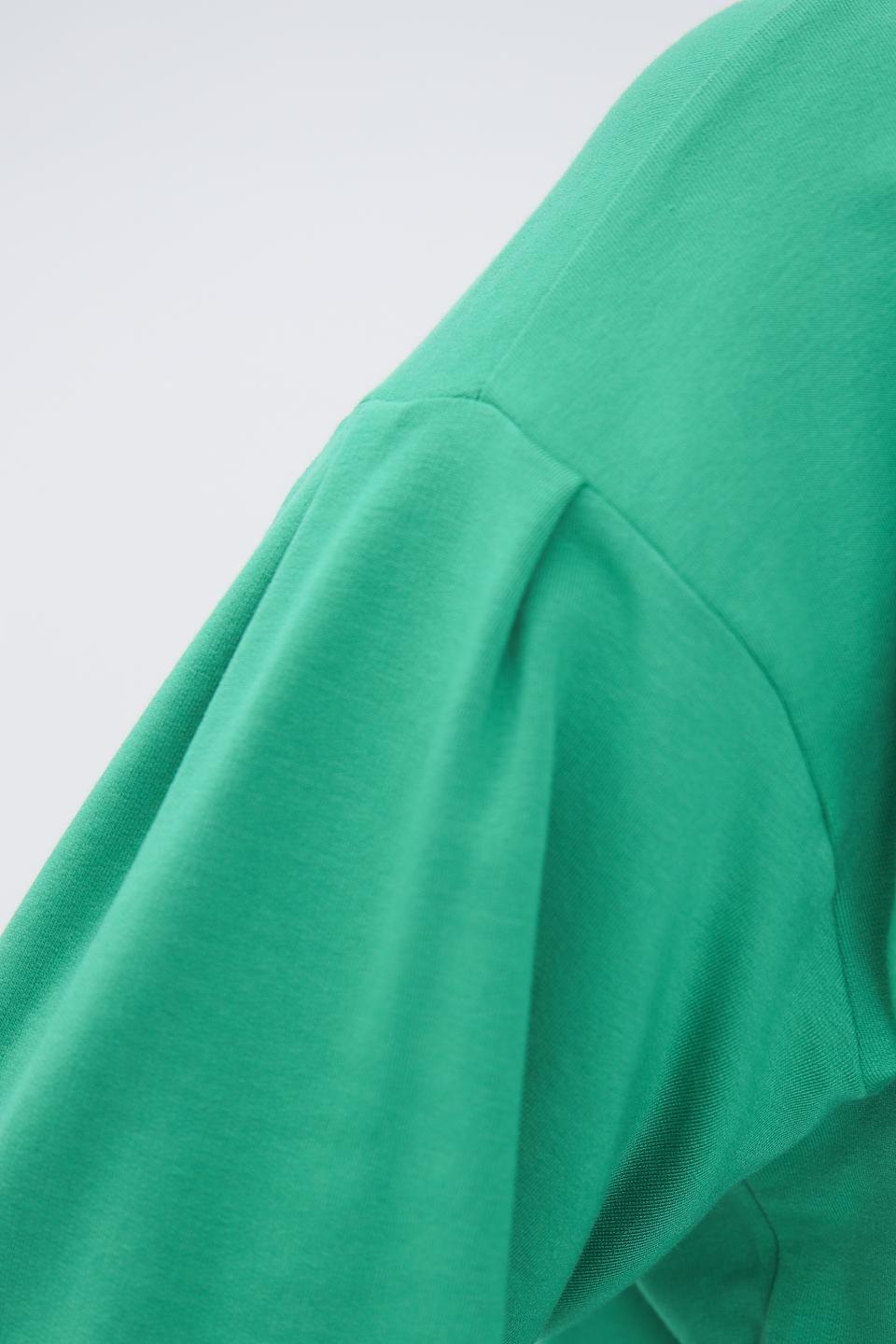 Пуловер Lecomte зелёный с карманом