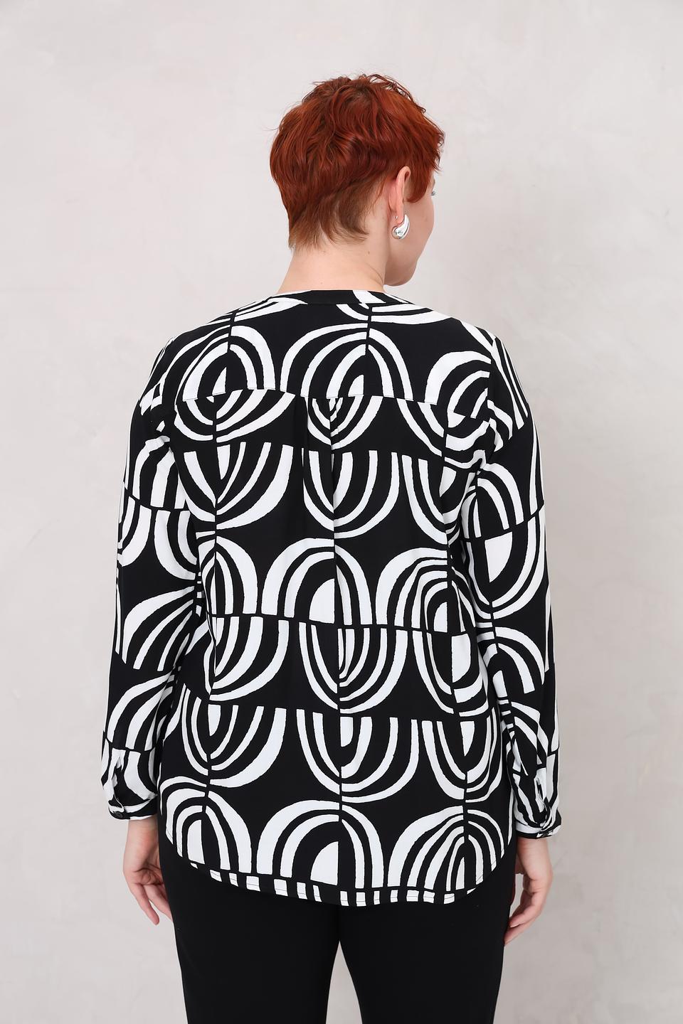 Блуза Via Appia DUE с принтом чёрно-белая