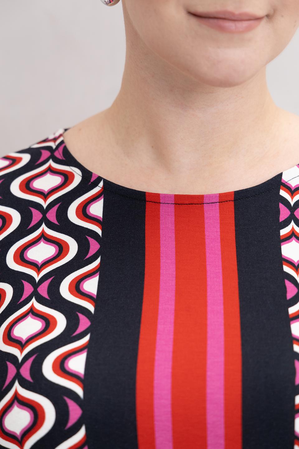 Блуза Frapp разноцветная с геометрическим узором и полосами