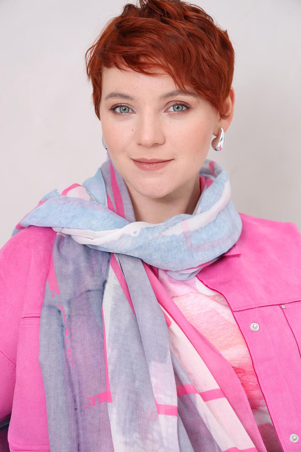 Платок Lecomte с абстрактным рисунком
