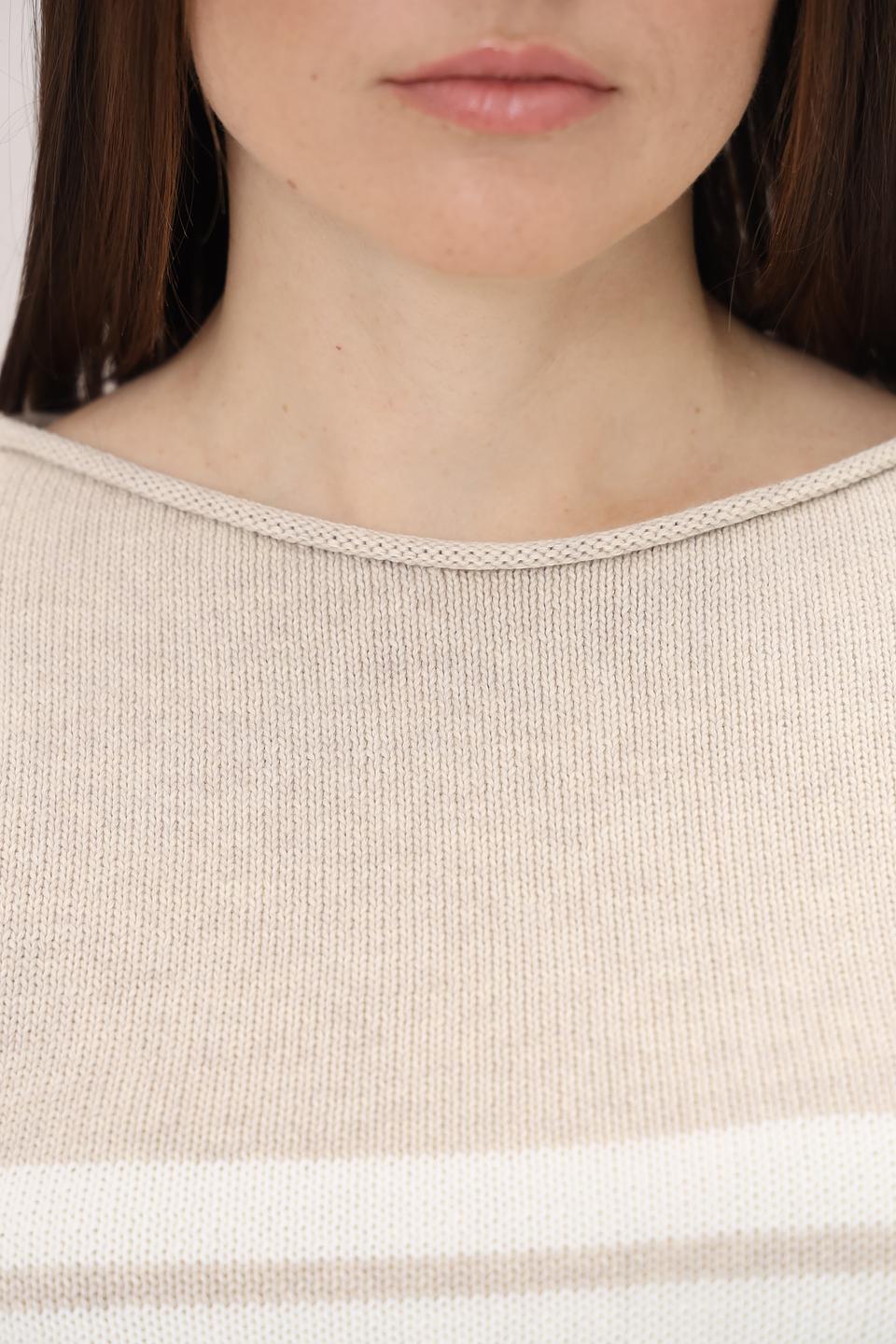 Пуловер Oui в полоску бежевый