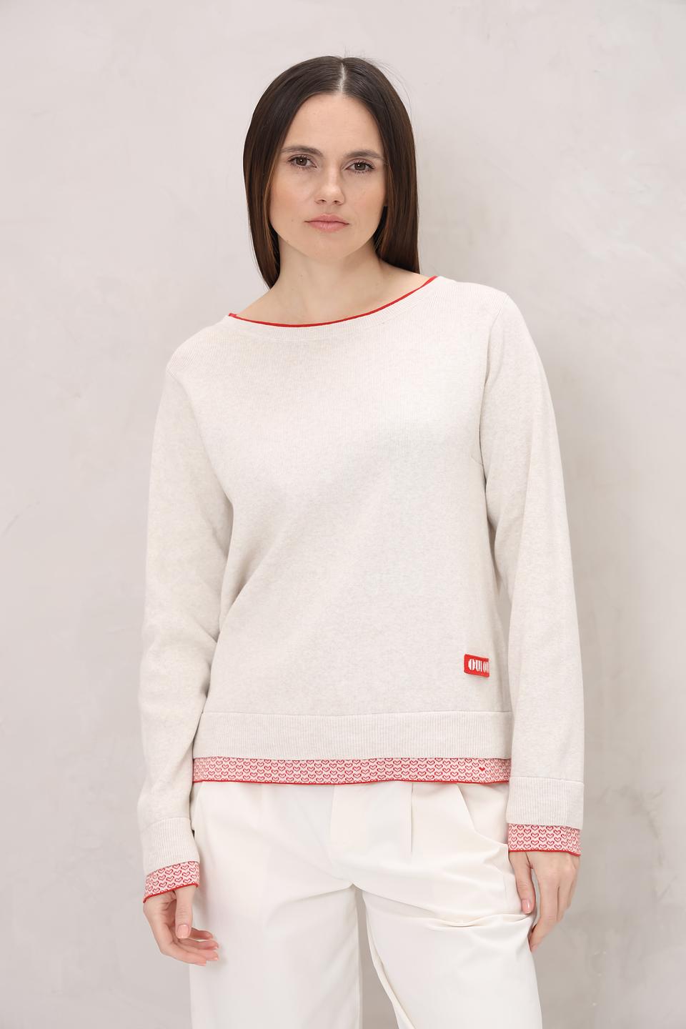 Пуловер Oui с красной отделкой