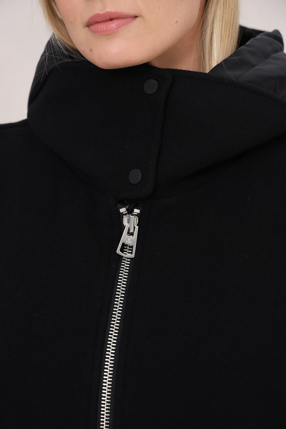 Куртка Marc O Polo чёрная с капюшоном