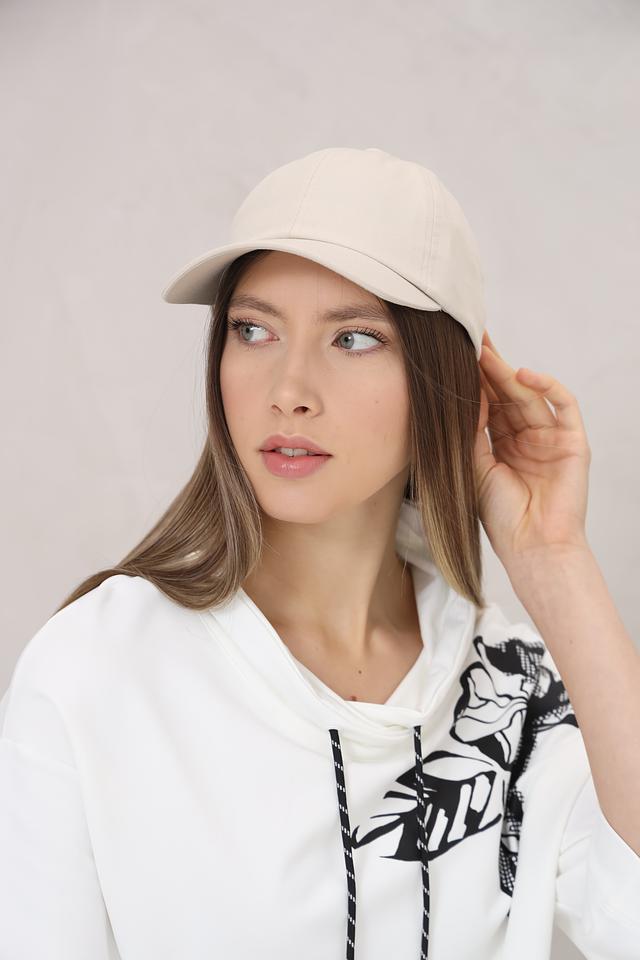 Бейсболка Seeberger бежевая