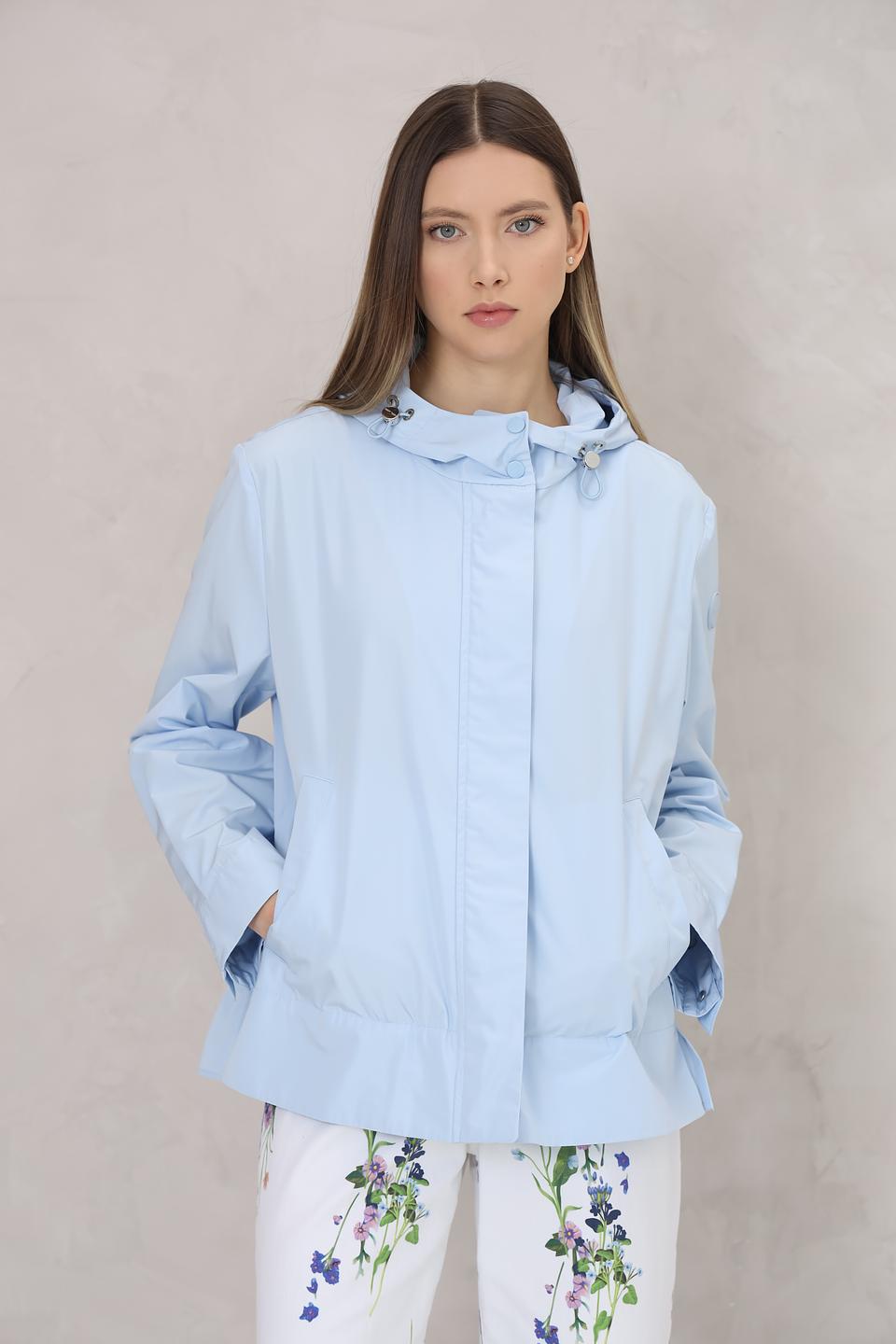 Ветровка Marc Cain голубого цвета