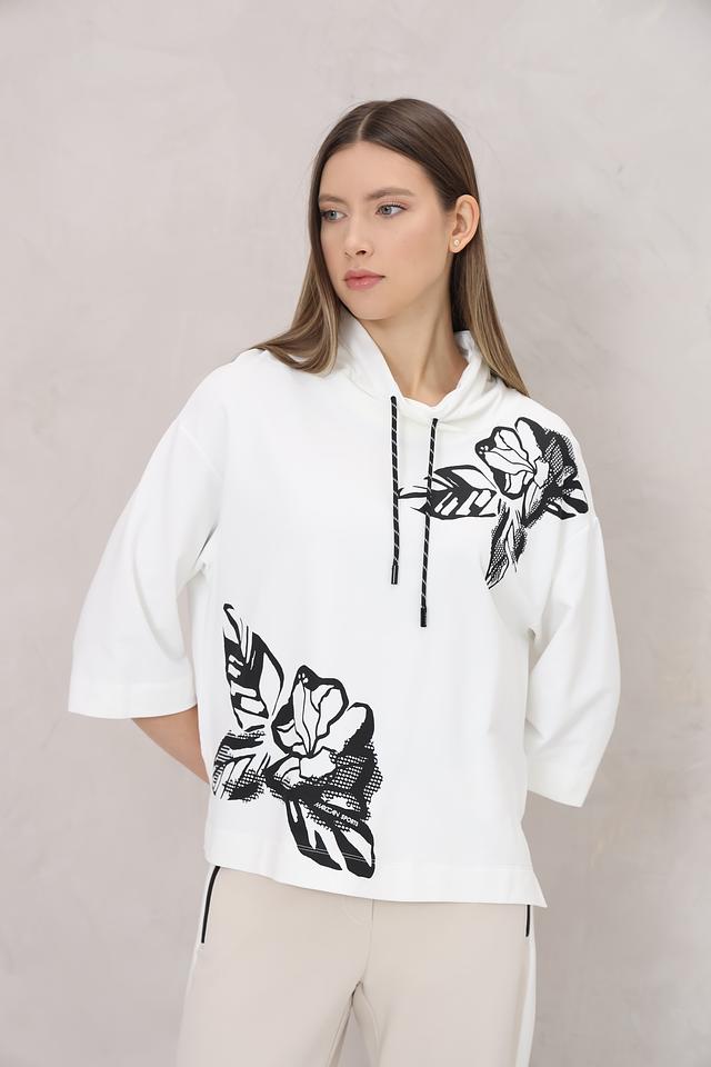 Пуловер Marc Cain с цветами белый