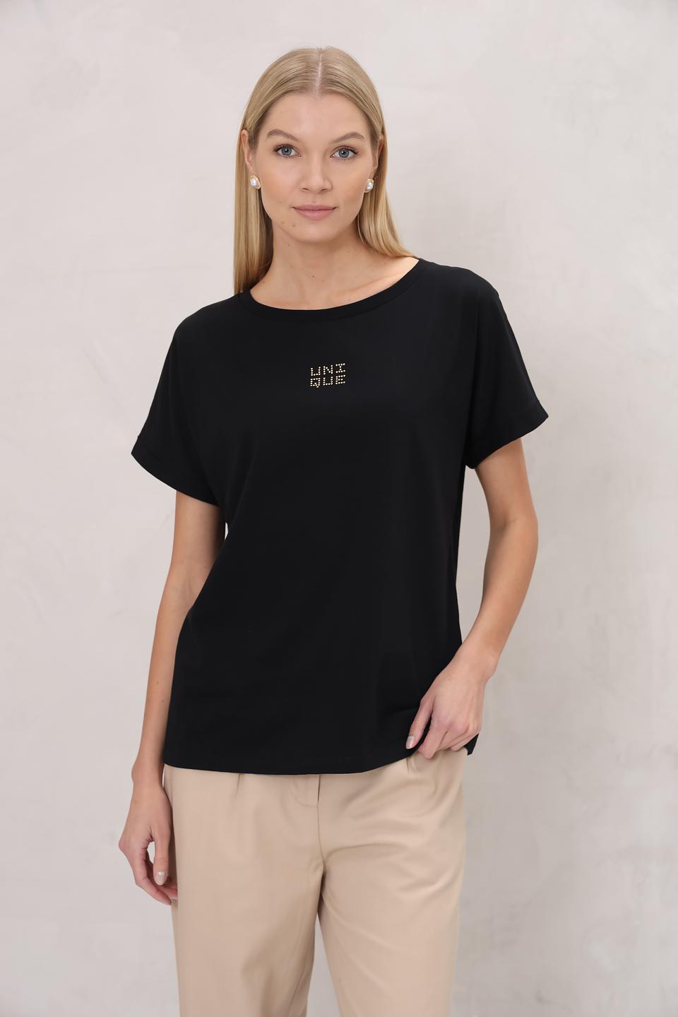 Футболка UNQ женская чёрная с логотипом