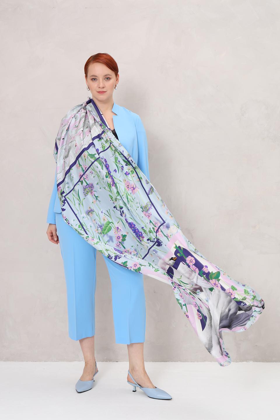 Шарф Marc Cain с лебедями