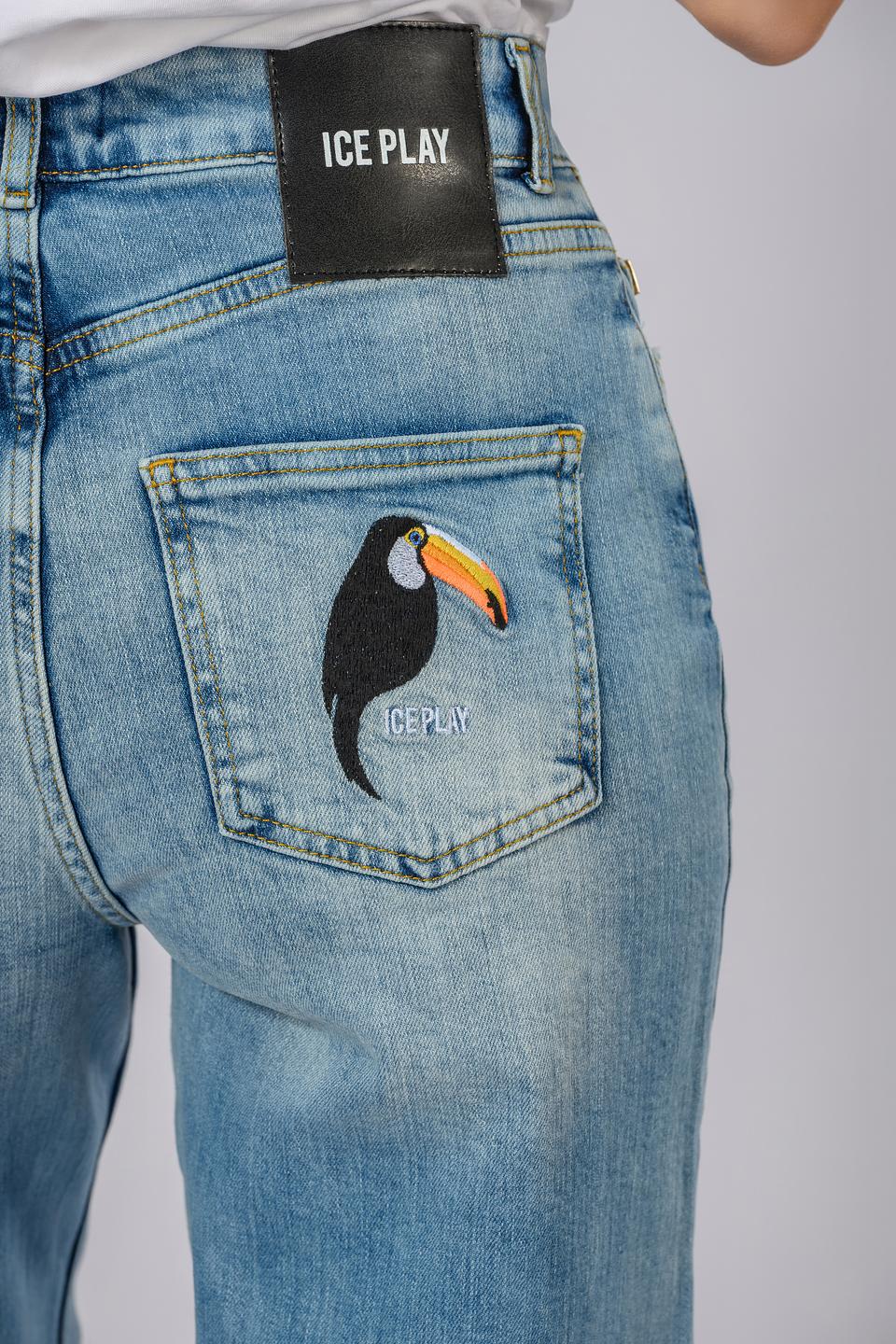 Джинсы Ice Play с вышивкой