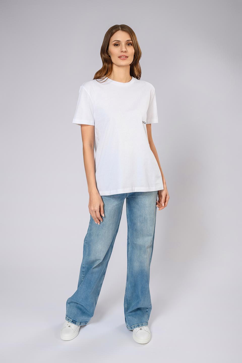 Футболка Ice Play белая с логотипом