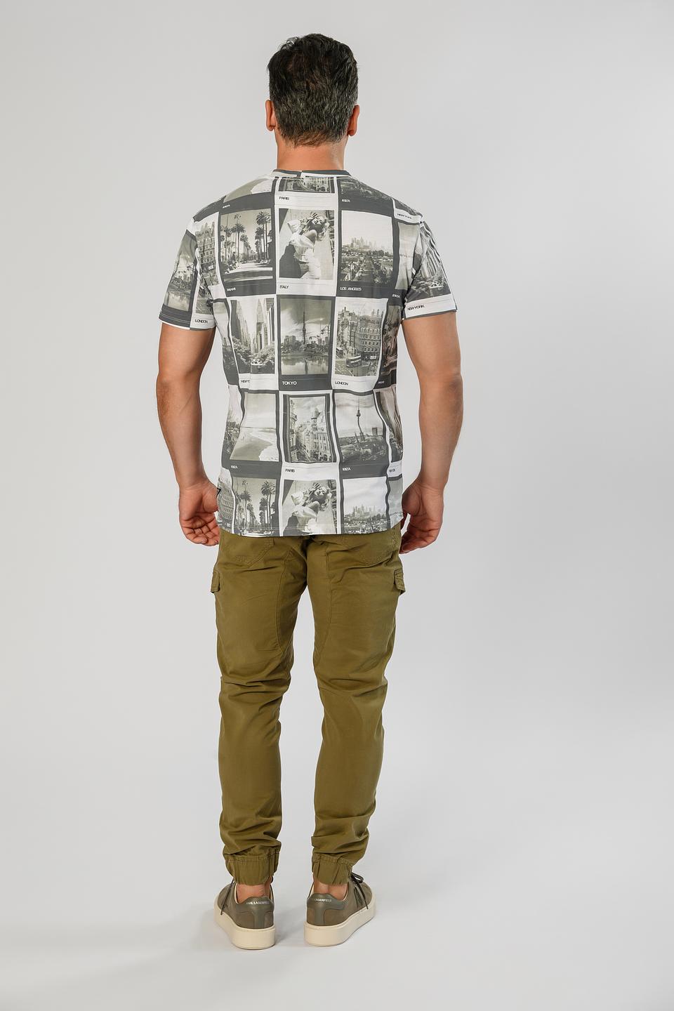 Футболка Guess с принтом городов белый