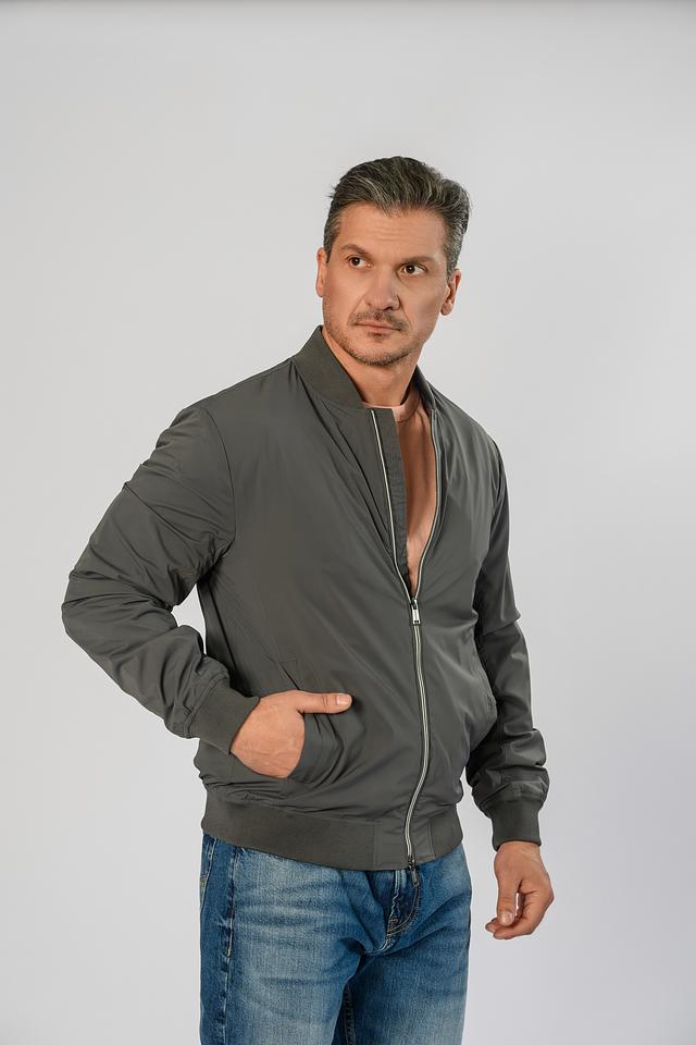 Ветровка Guess хаки