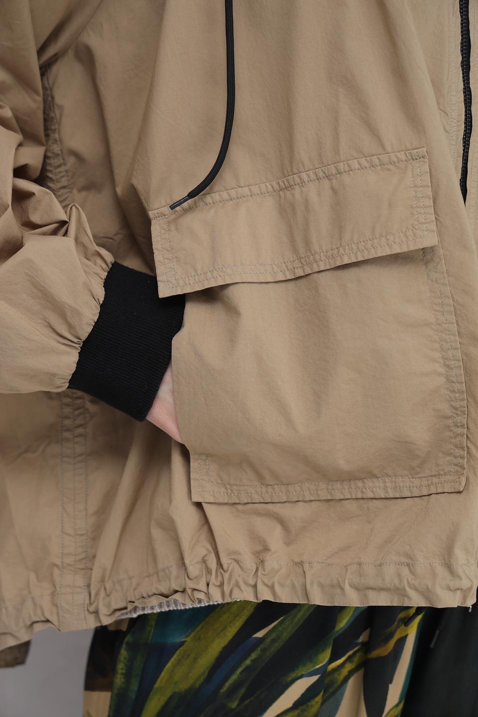 Ветровка Catnoir с капюшоном бежевая