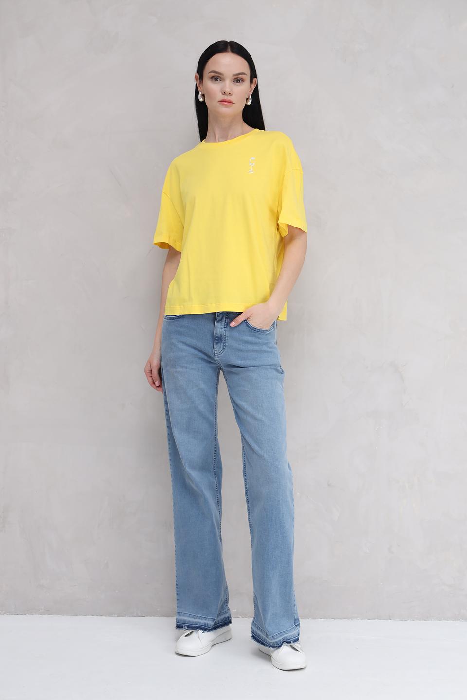 Футболка Rich and Royal жёлтая с принтом