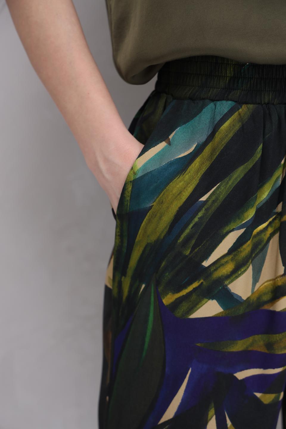 Брюки Catnoir с тропическим принтом
