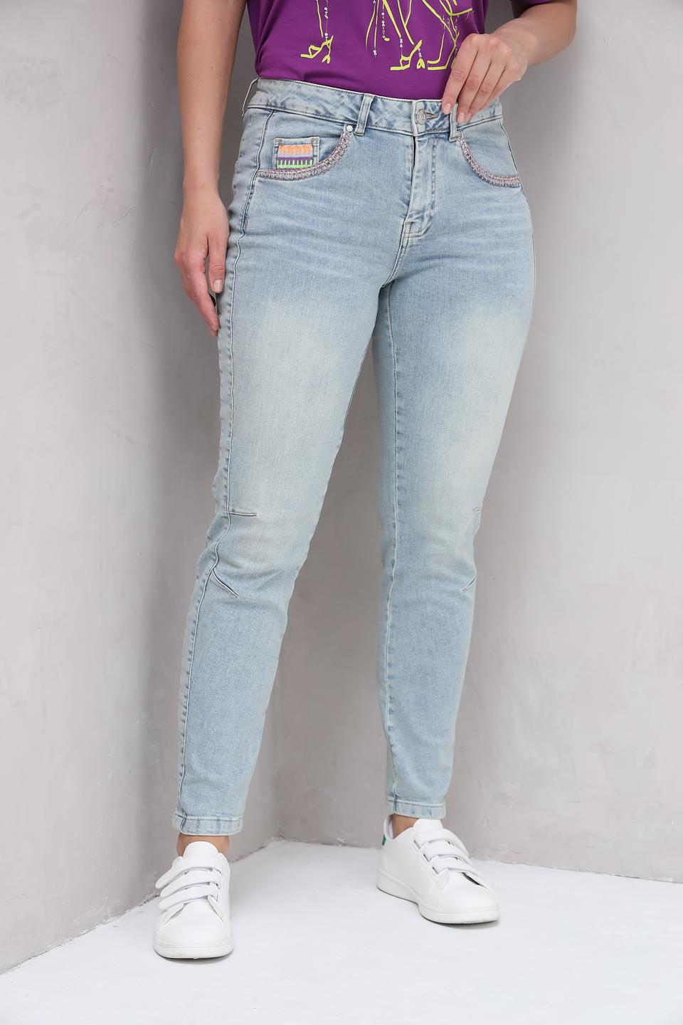 Джинсы Oui с потертостями голубой