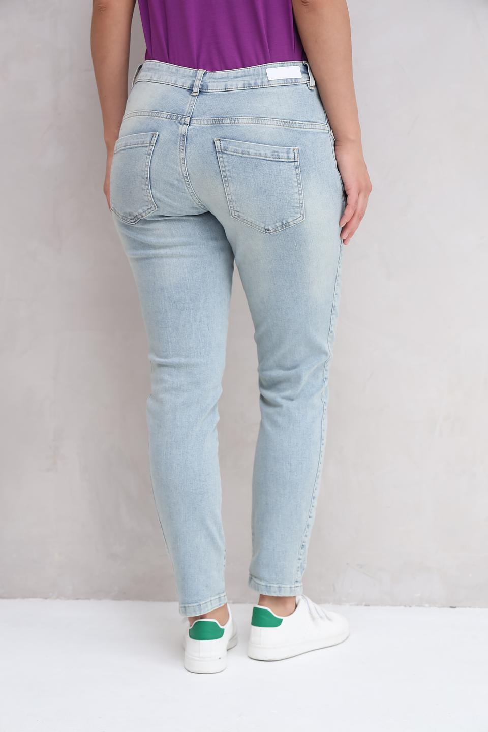 Джинсы Oui с потертостями голубой