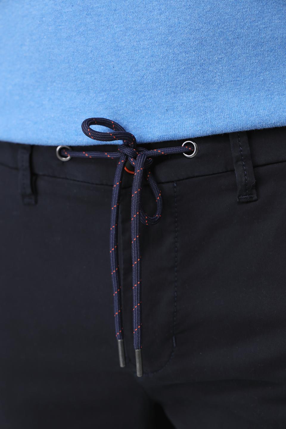 Брюки Hattric темно-синие с поясом