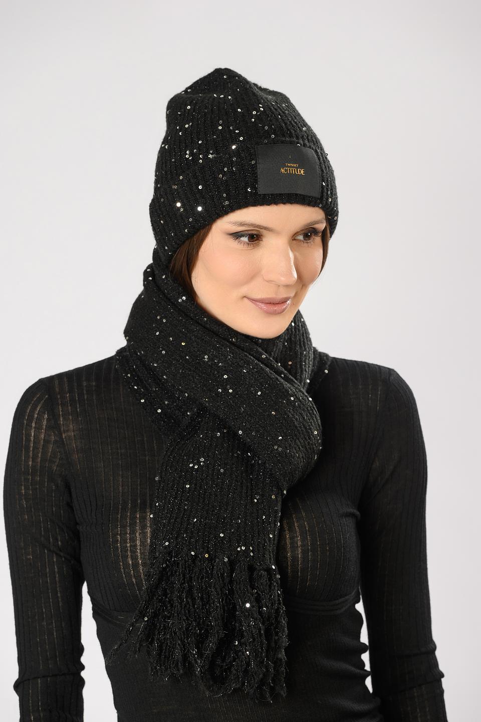 Шапка Twin Set Actitude чёрная с пайетками