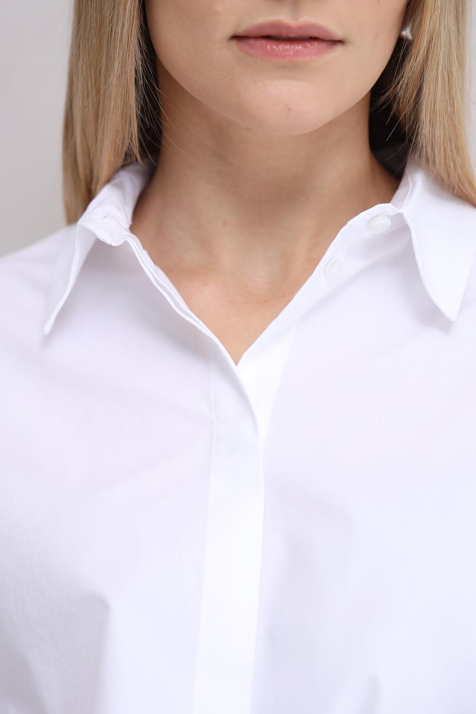 Блуза More and More белая приталенная