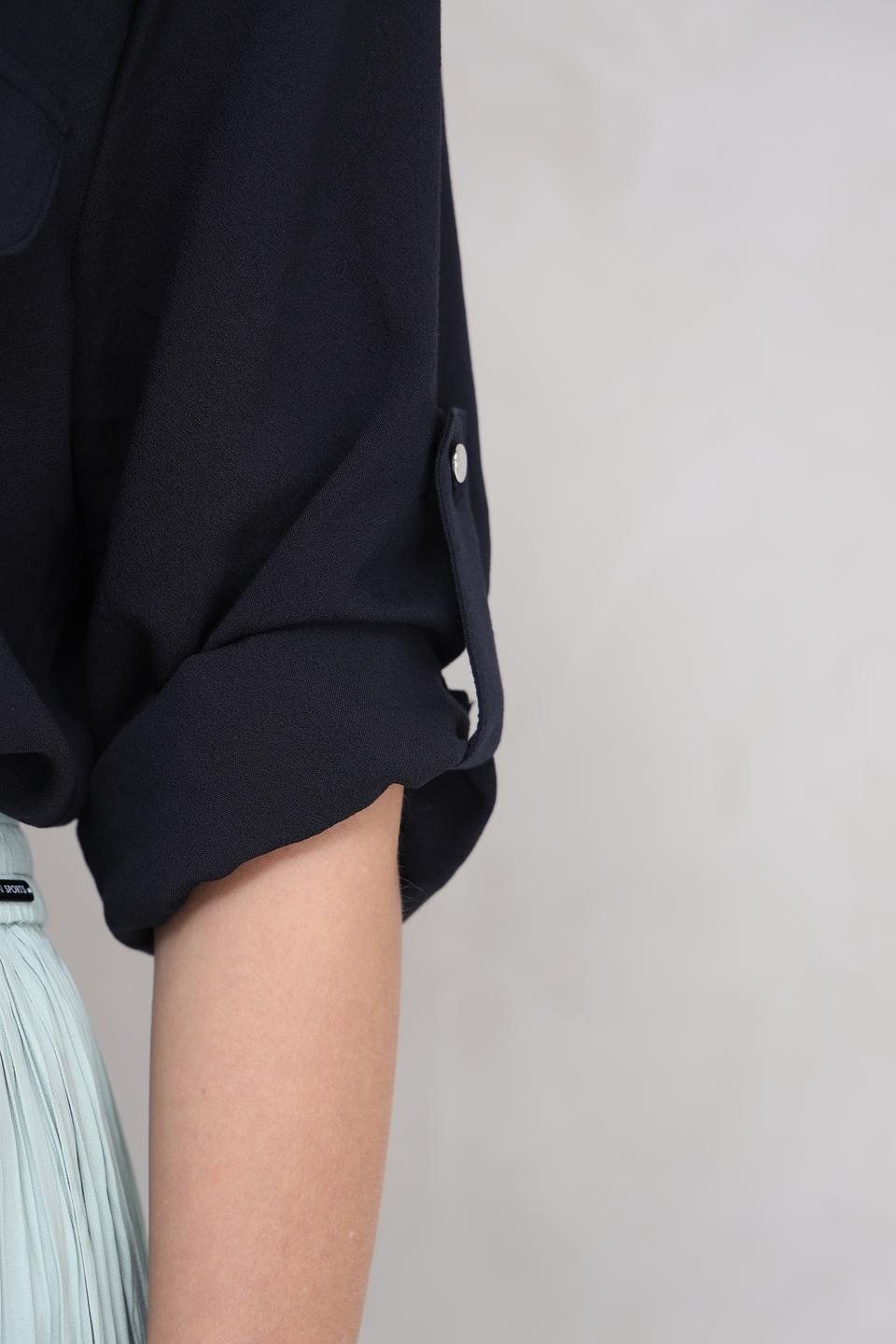 Блуза More and More с карманами черная