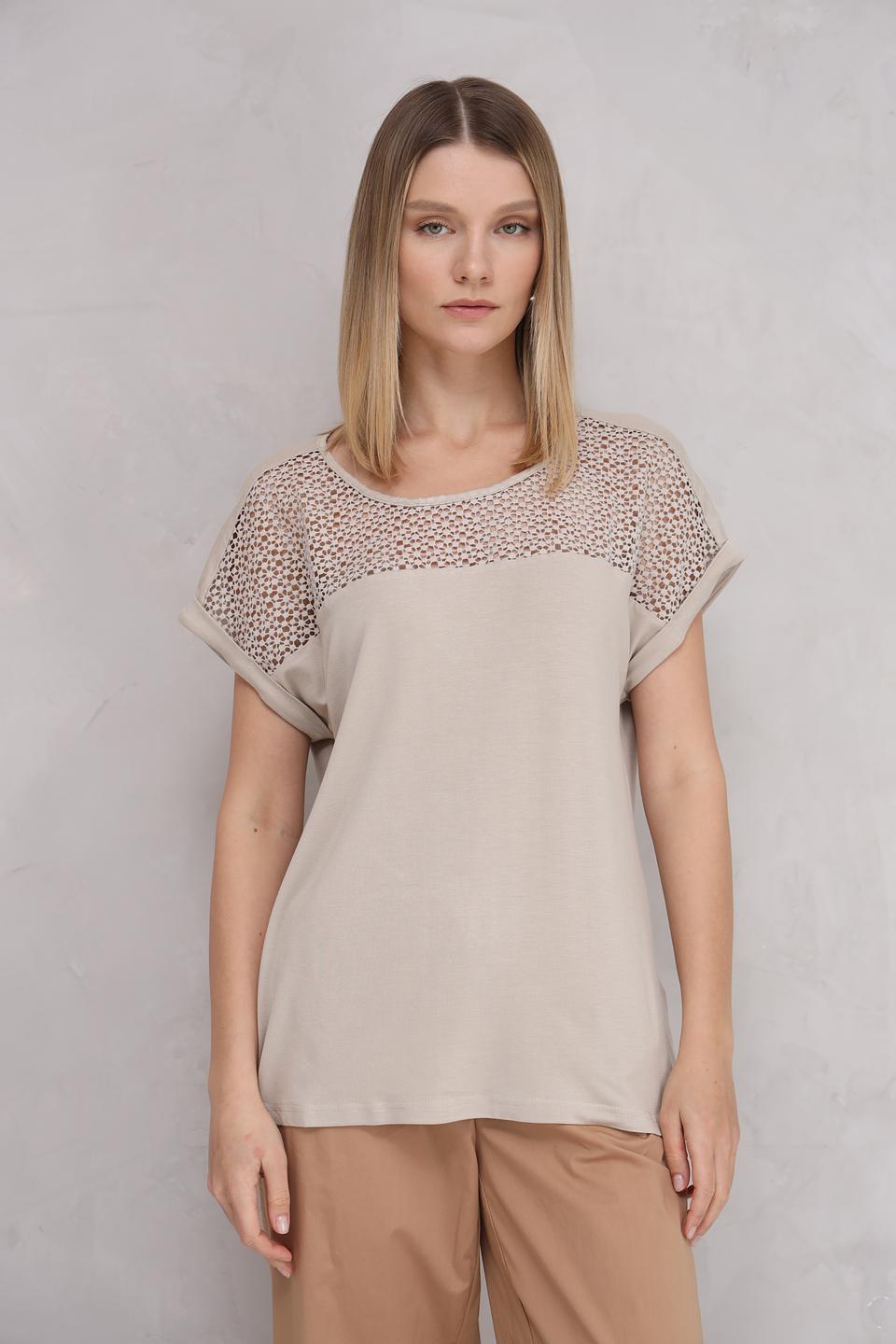 Футболка Broadway бежевого цвета с кружевом