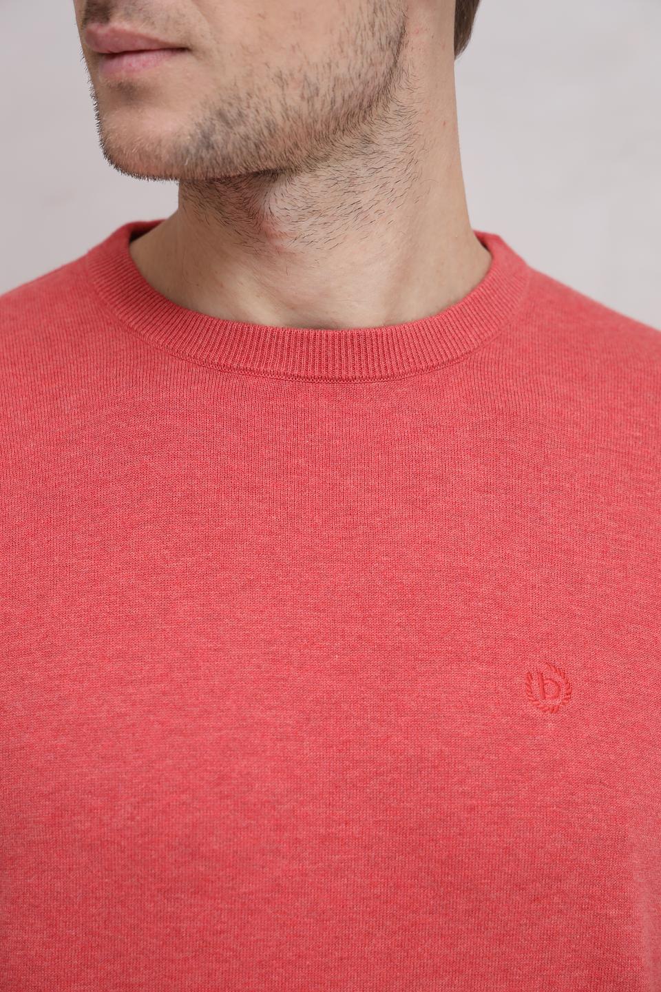 Джемпер Bugatti кораллового цвета с логотипом